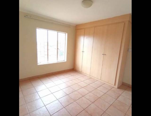 2 BEDROOM APARTMENT FOR SALE IN THE ORCHARDS
